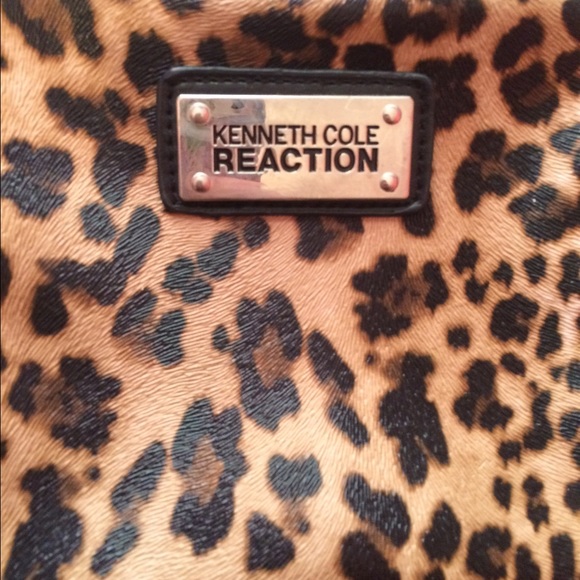 Kenneth Cole Reaction Cheetah Crossbody Purse - Picture 2 of 3