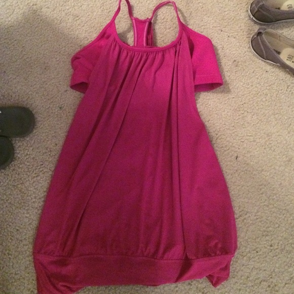 Lululemon size 10 no limit tank pink