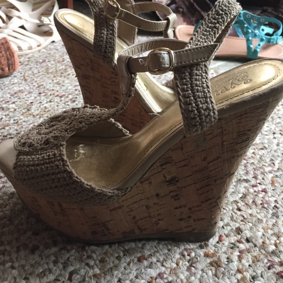 Los Angeles Syrup Wedge. - Picture 2 of 2