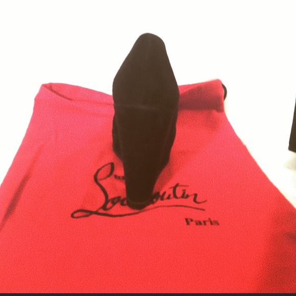 SOLD ! Authentic Louboutin Wedges - Picture 2 of 4