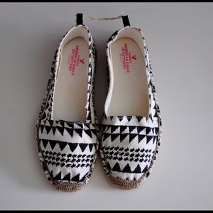 American Eagle Outfitters Espadrilles