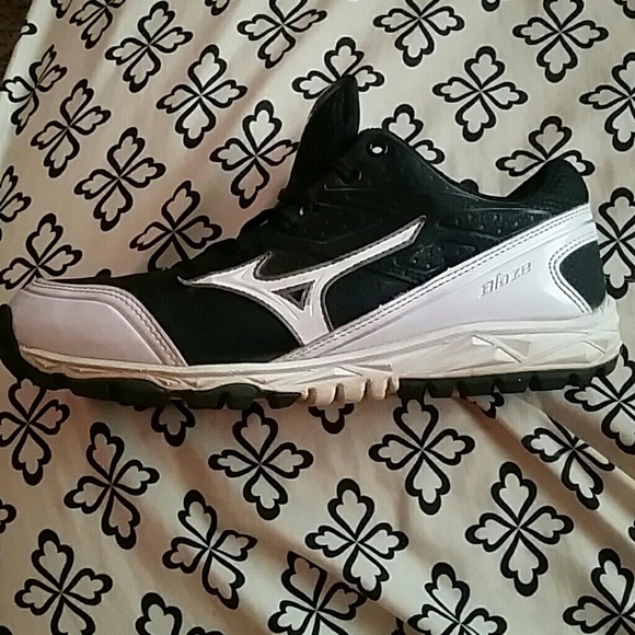 Men's Mizuno Blaze Trainer