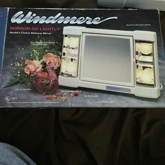 light up makeup mirror