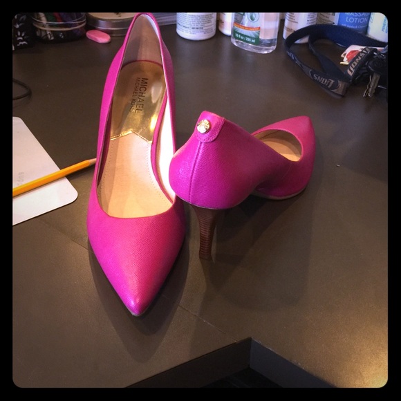 Micheal kors heels