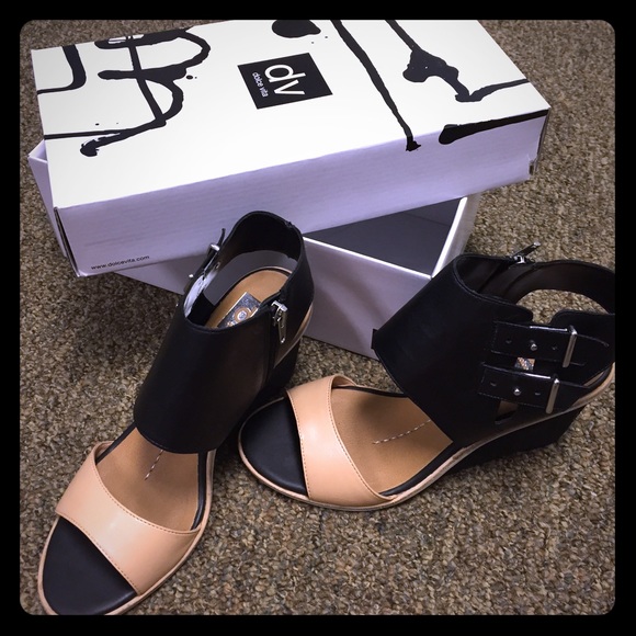 Dolce Vita Shoes - NWOT Dolce Vita Cambria Wedges