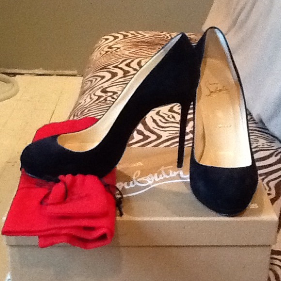 Christian Louboutin Shoes - Christian Louboutin Black Suede FILO Pumps