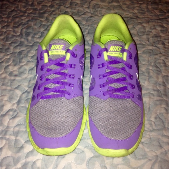 Women's Nike free Run 5 size: 6.5 also fits size 7