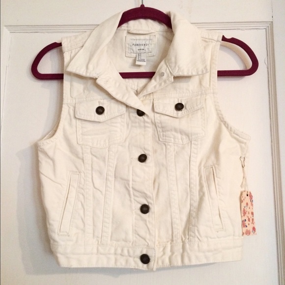 White Denim Vest (new with tags) - Picture 1 of 1