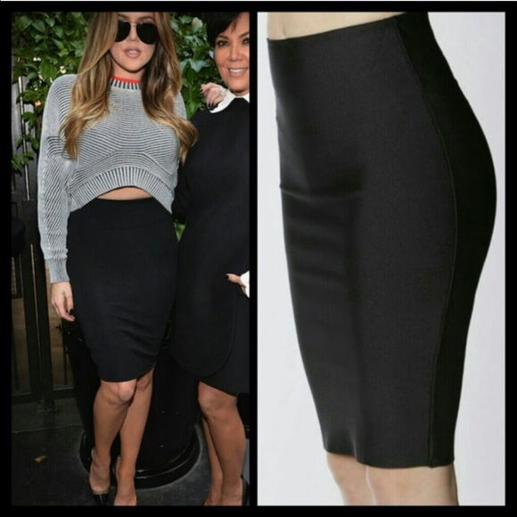 🚨LAST ONE 🚨Sexy Slimming Black Pencil Skirt - Picture 3 of 3