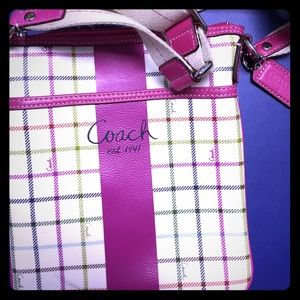 100%Authentic Coach cross over purse