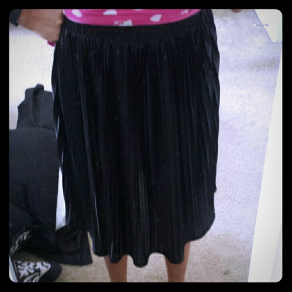 Additional photos American apparel skirt