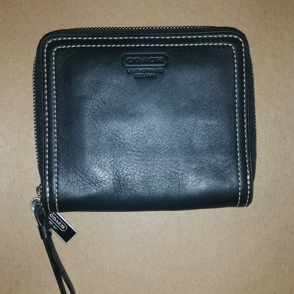 Authentic leather 'Coach' wallet