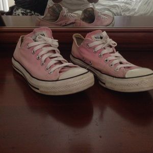 Pink converse