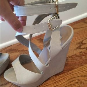 Steve Madden Wedges