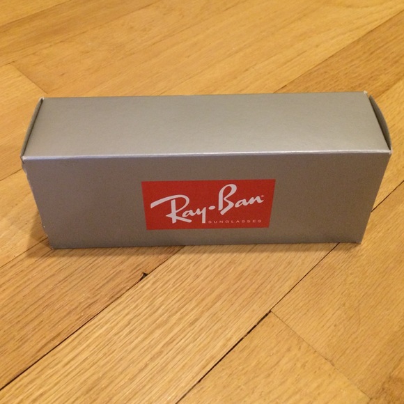 BRAND NEW Ray-Ban sunglasses