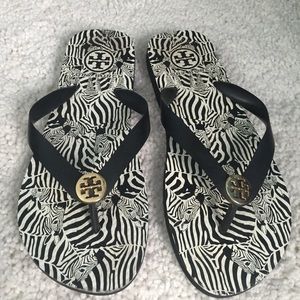 Tory burch flip flops