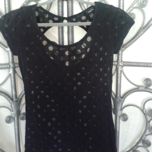Very cool black top