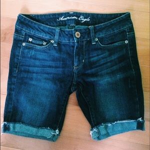 American Eagle Bermuda Shorts