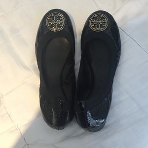 ONLY WORN ONCE! Tory flats
