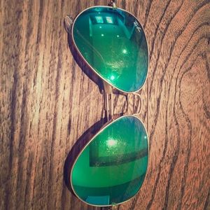 Large blue green raybans