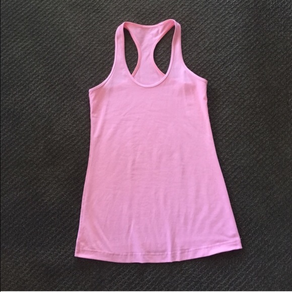 Lululemon tanks