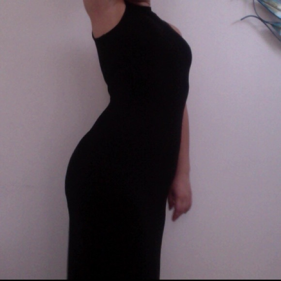 black cut out maxi dress