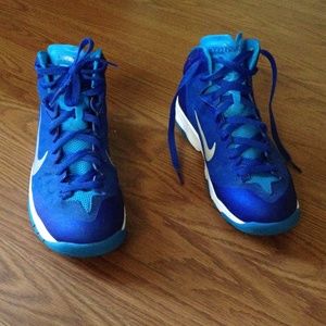 Nike Hyperquickness Basketball Shoes