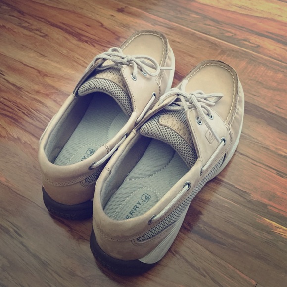Women sperry's