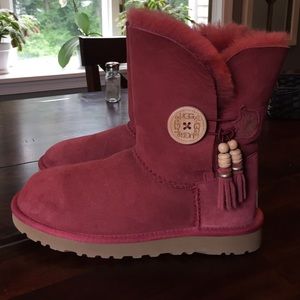 Bailey Charm Harissa UGGs