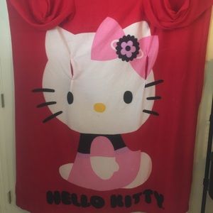 😻Hello Kitty Snuggie😻