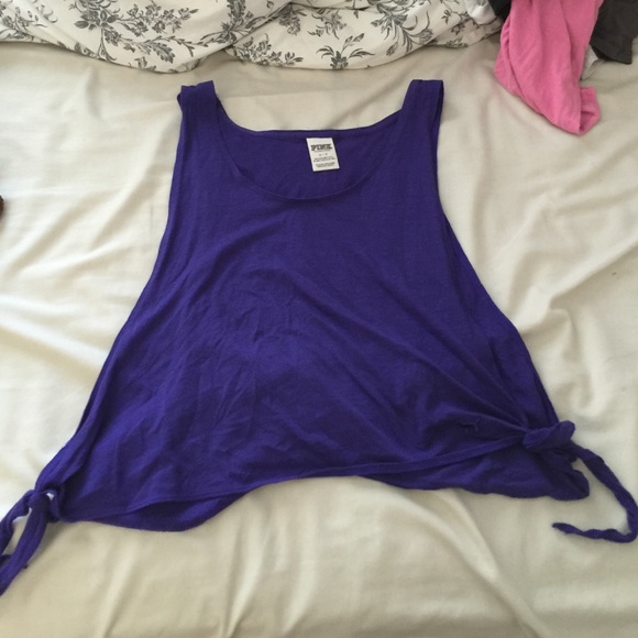 4 VS PINK/BDG tank top bundle!!!