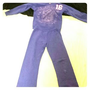Sweat shirt and sweat pants set