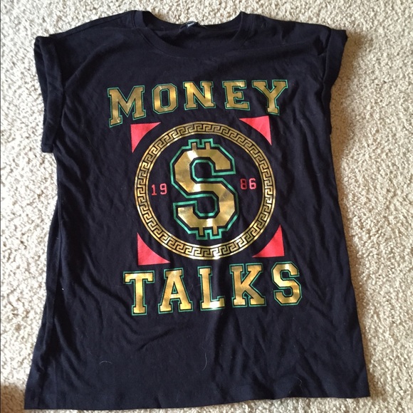 graphic t-shirt