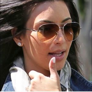 100% authentic Chanel avaitors 😎