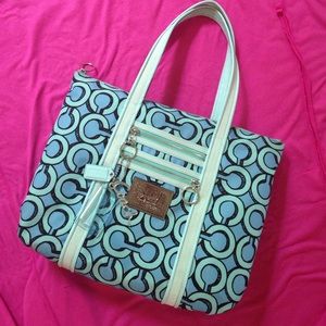 Coach Poppy Tote!