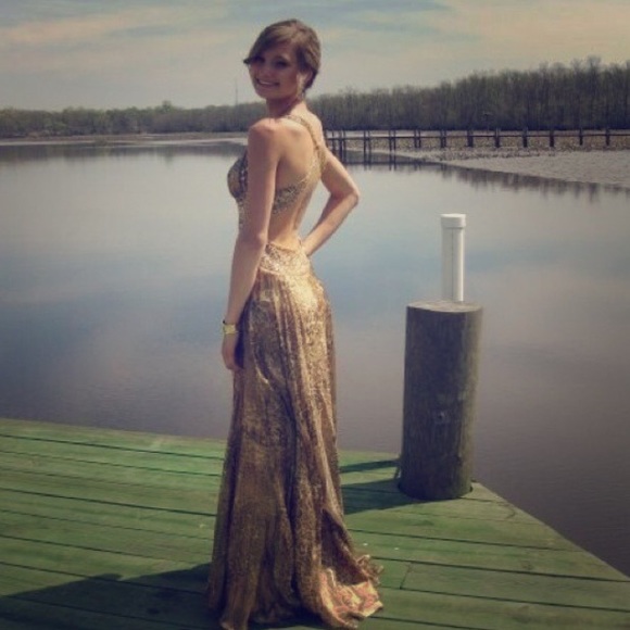 Sherri hill prom dress