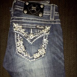 Miss me signature skinny jeans!