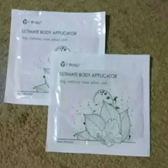 Bundled: 2 It Works Body Wraps