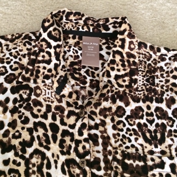 Leopard Button down - Picture 2 of 2