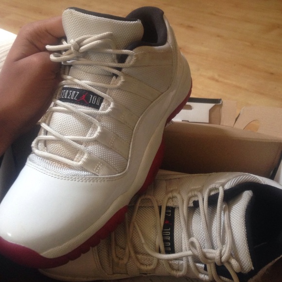Cherry Low 11's