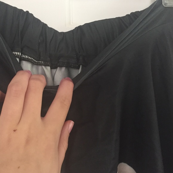 Swan mini skirt - Picture 4 of 4