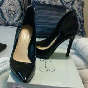 Black jessica Simpson pumps