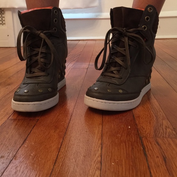Brown studded wedged sneakers!