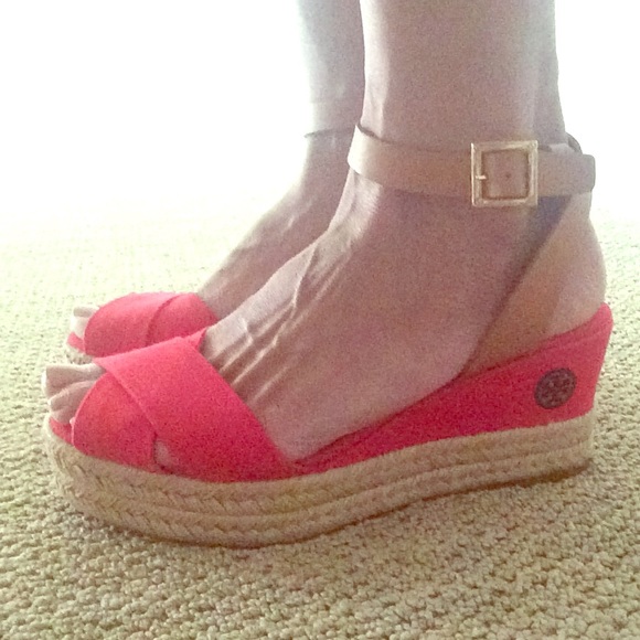 Red Tory Birch Espadrilles size 7.5