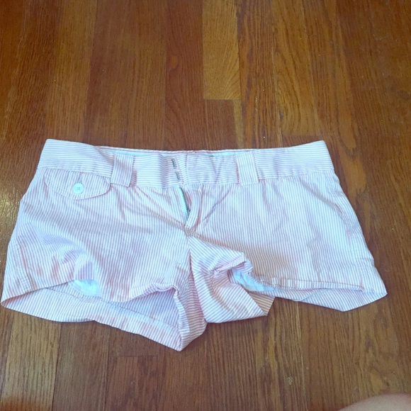 American eagle shorts--- super cute
