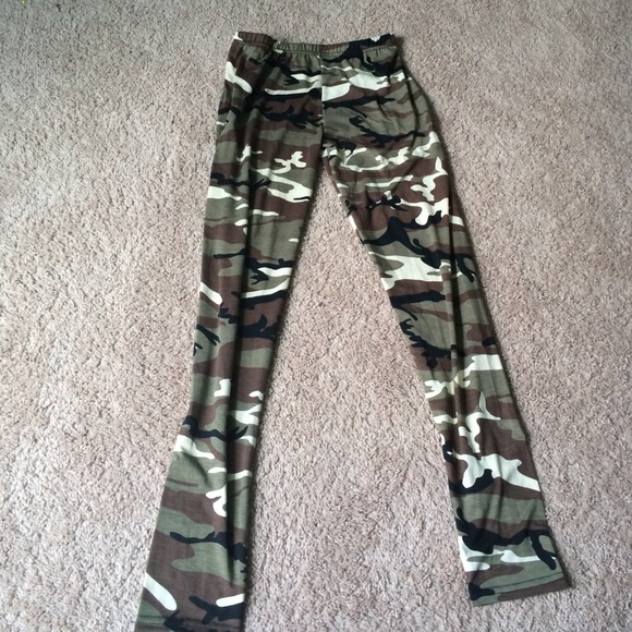 Camo leggings