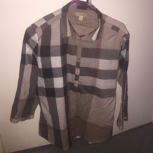 Button up Burberry