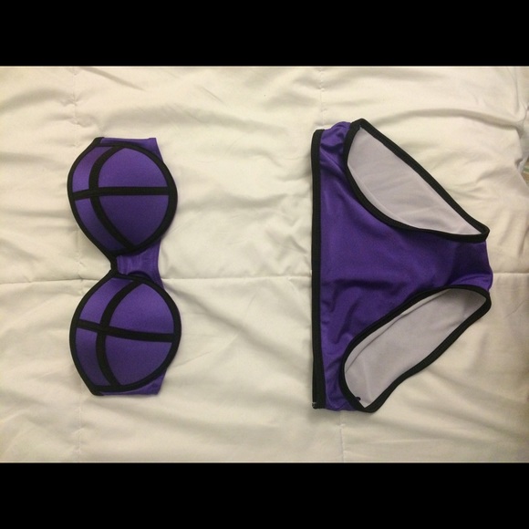 triangl style swim suit