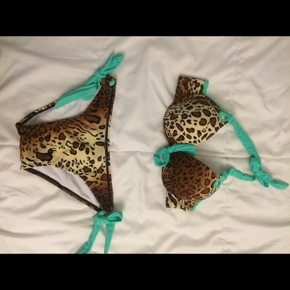 PINK Victoria's Secret Other - VS Bombshell style bikini