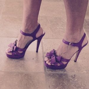 High lilac sandals